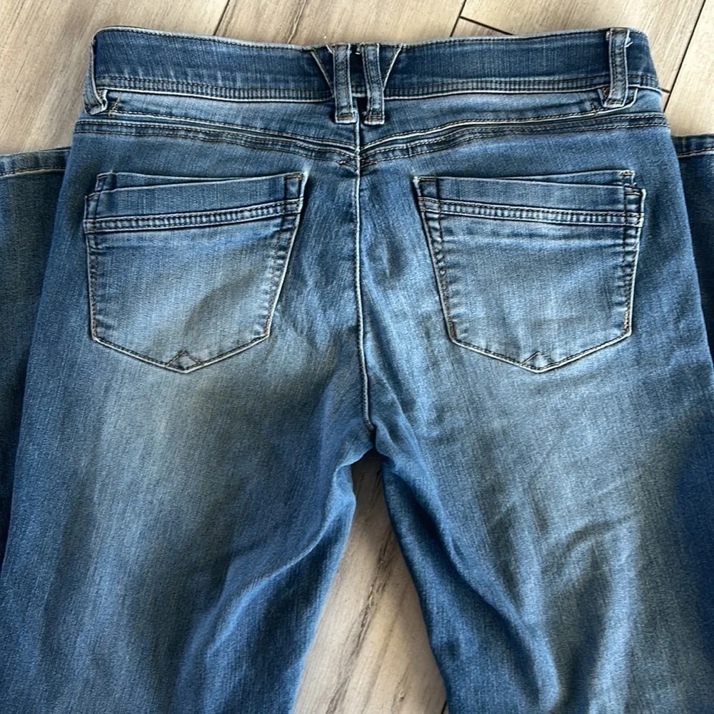 Democracy ab technology